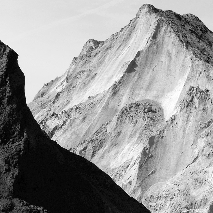 mountain-port